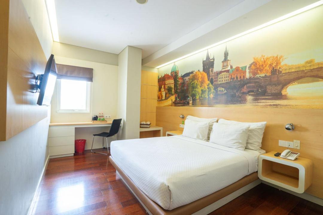 Life Hotel Stasiun Kota Surabaja Pokój zdjęcie